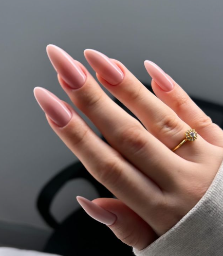 Nude-Nail-Designs