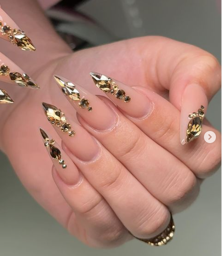 Stiletto-Nail-Designs