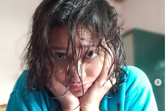 how-to-make-your-hair-smell-good-naturally