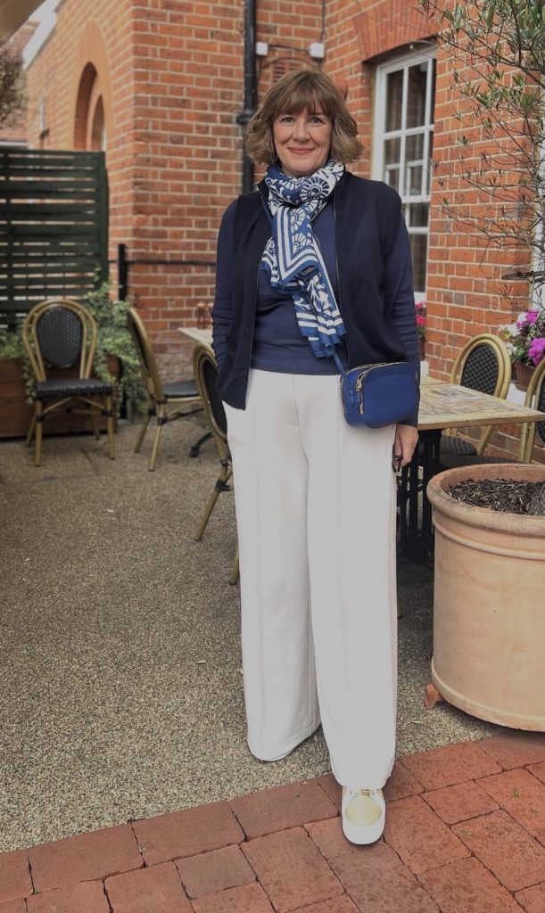 Ankle pants