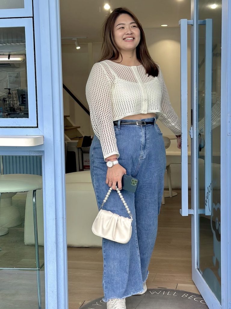 5 Comfy Capsule Wardrobe Pieces Chubby Women Love
