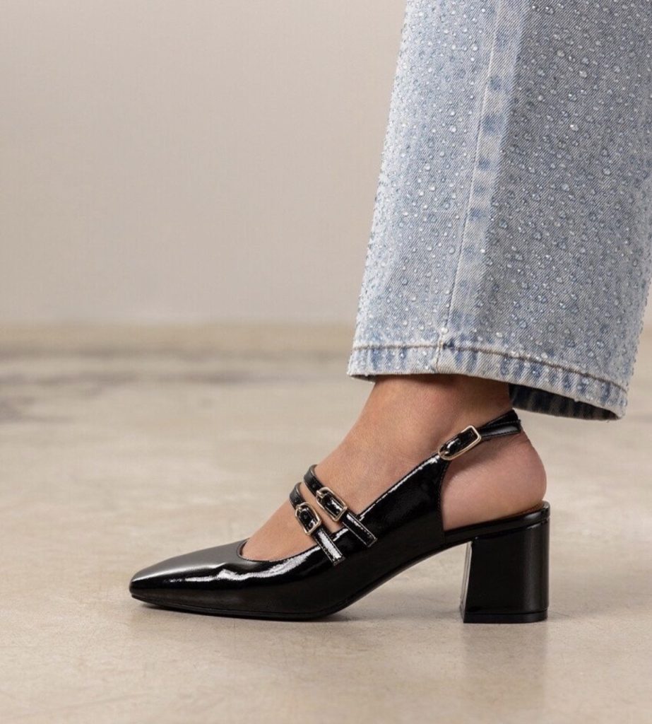 Block low heels 