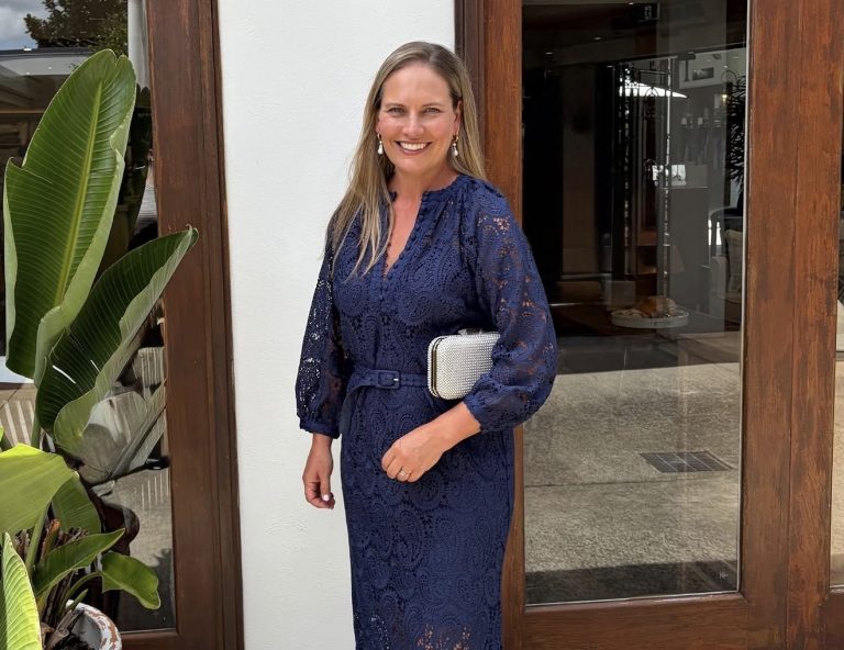 6 Fall Wedding Guest Outfits for Women Over 50 You’ll Love 