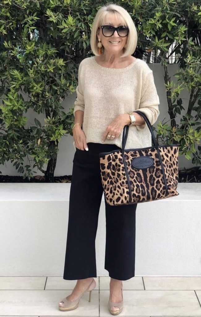 6 Classy Casual Office Outfits For Women Over 50
