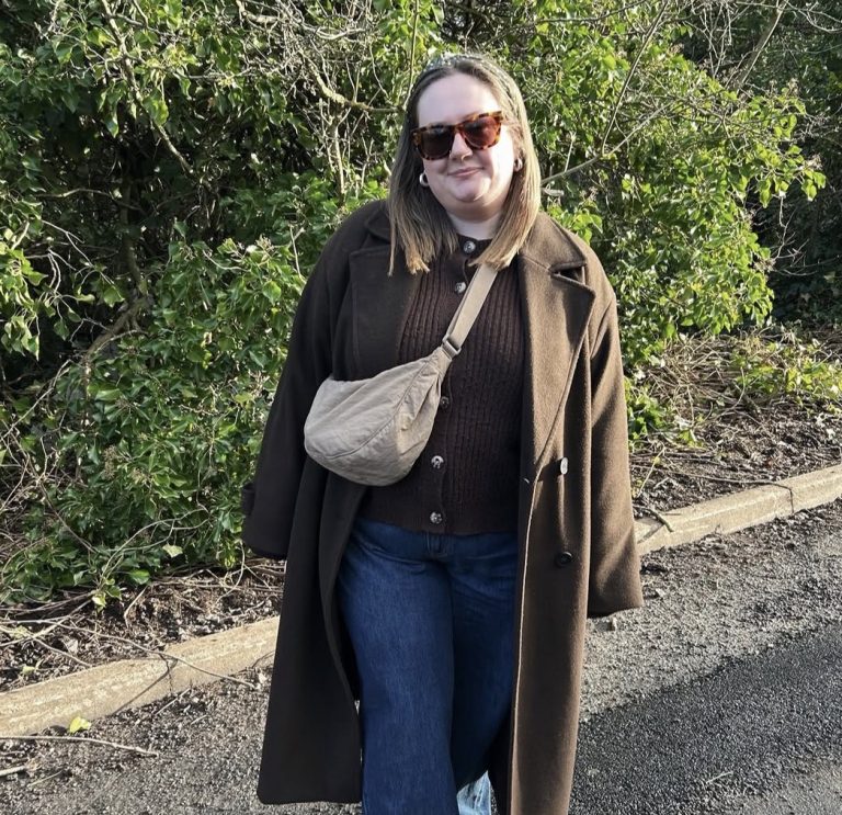 5 Stylish Winter Outfit Ideas for Plus-Size Women