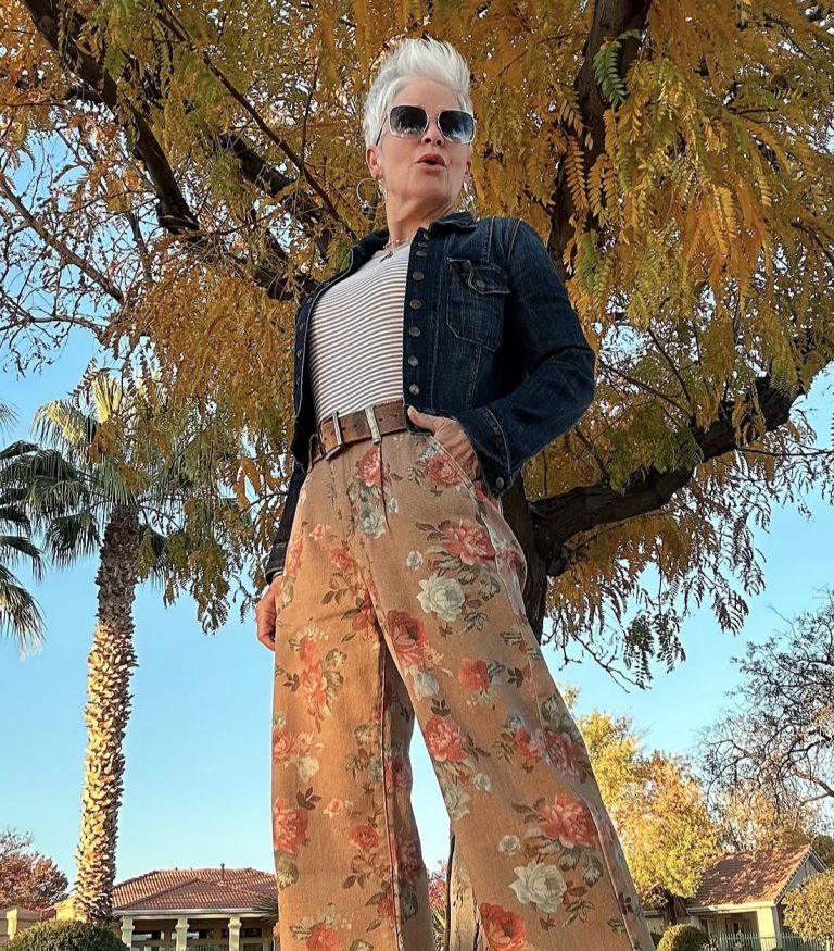 6 Chic Wide-Leg Pants Outfits for Women Over 60