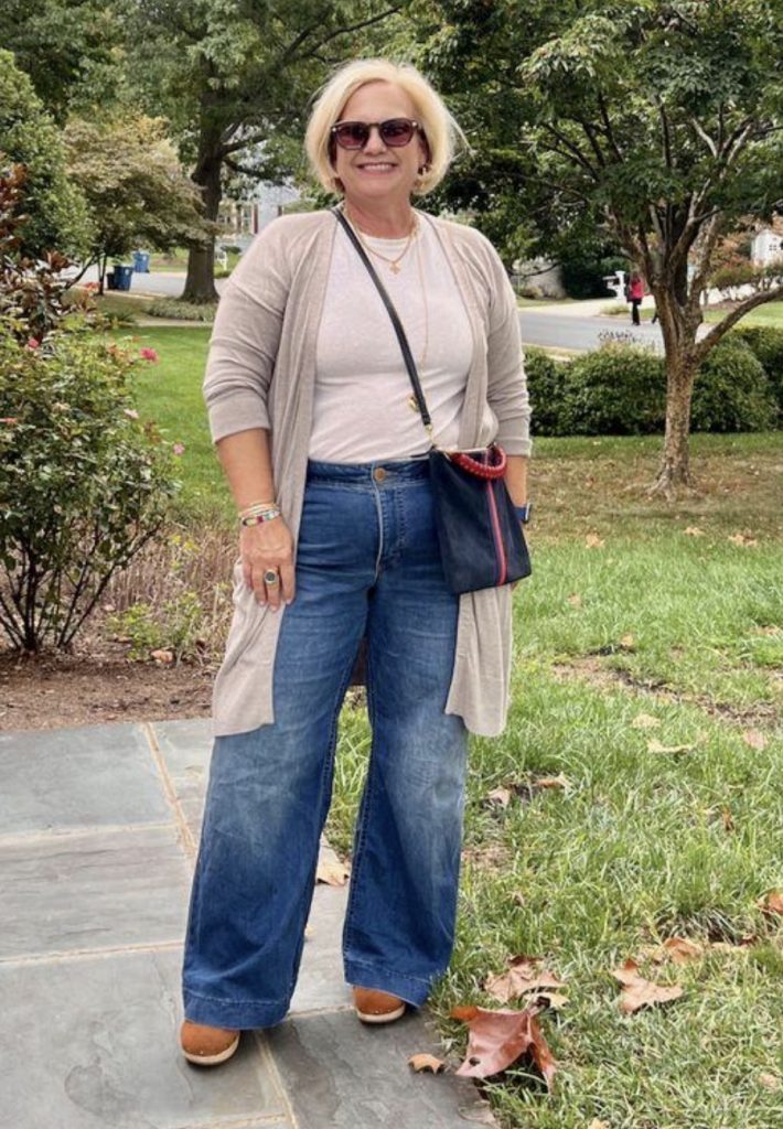 Baggy Jeans + Cardigan + Simple Tank Top